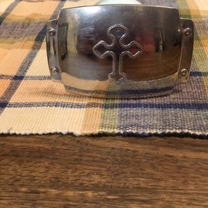 Silver cross belt buckle ladies